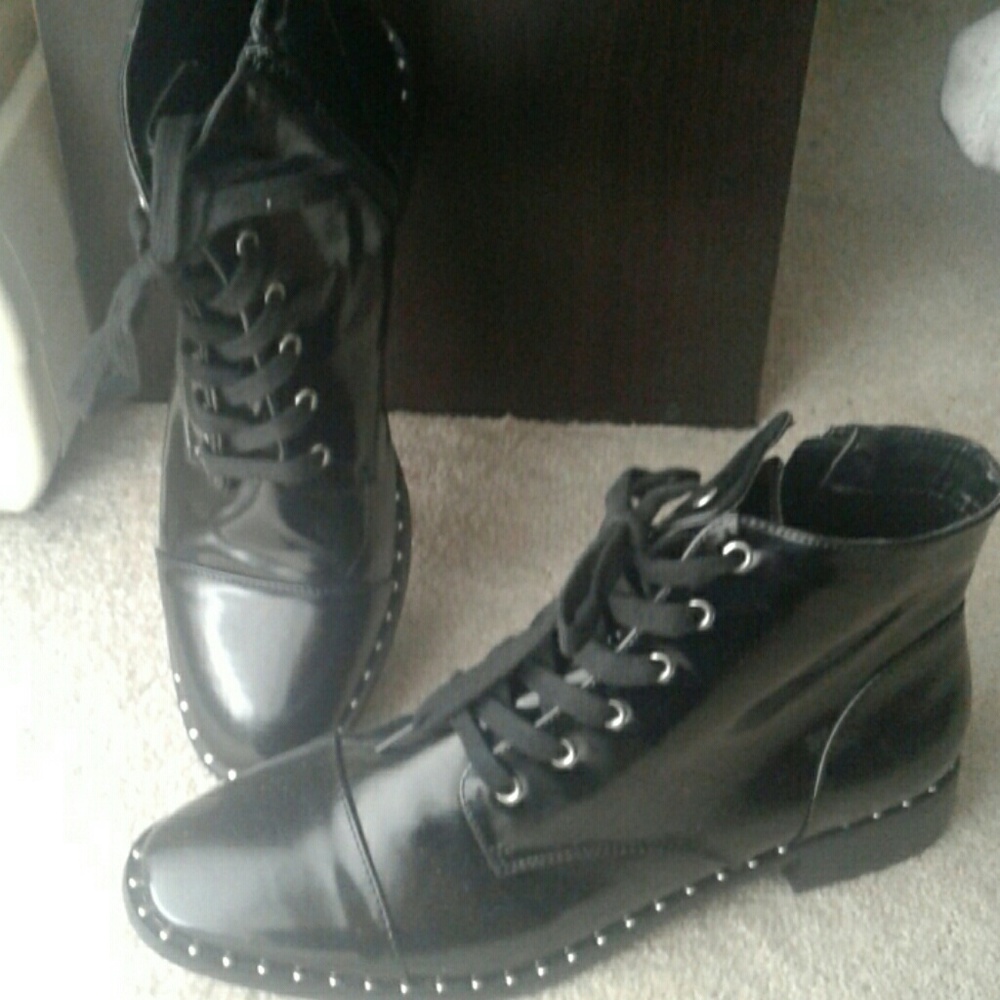 Ankle boot